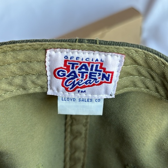 Tail Gate’n Gear Vtg Camo hat red Arkansas Razorbacks Hog Patch on front OS - Picture 5 of 6